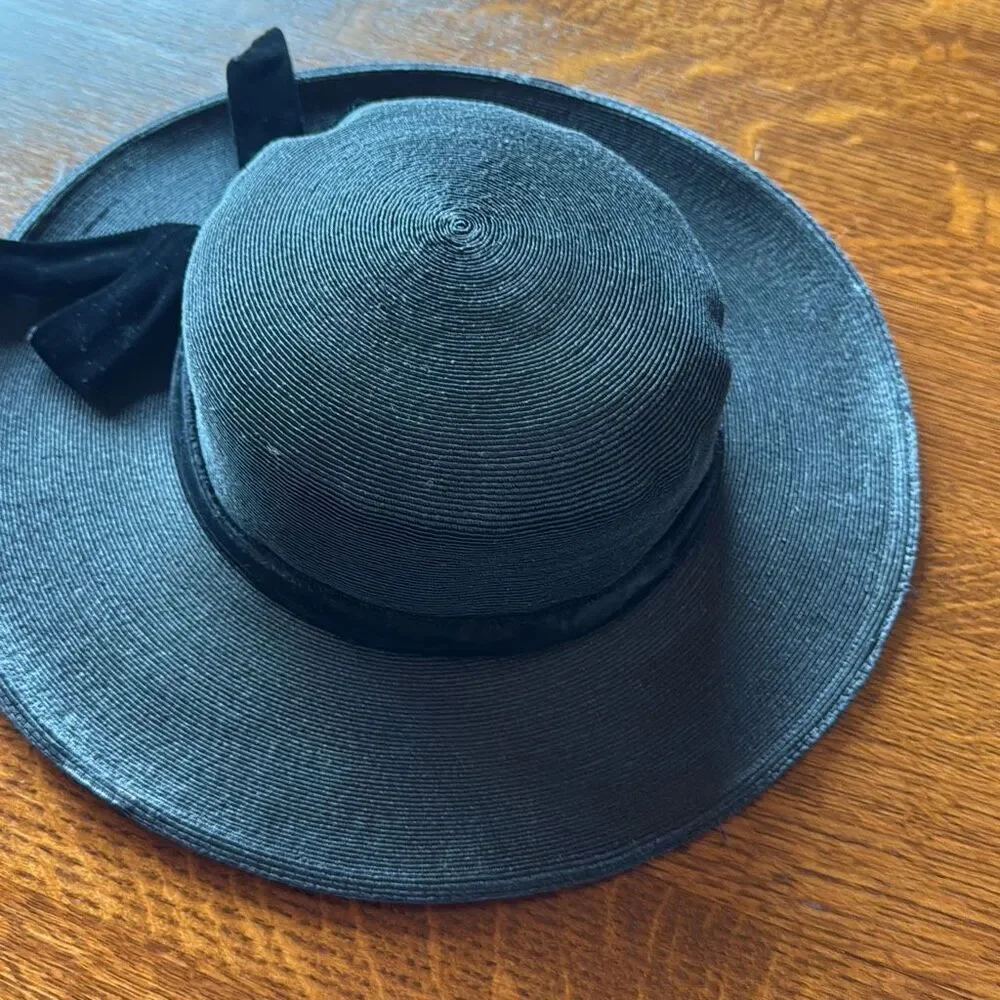 Vintage Black‎ Finely Woven Straw Hat With Black Velvet Bow Women’s Size Small - Picture 9 of 13